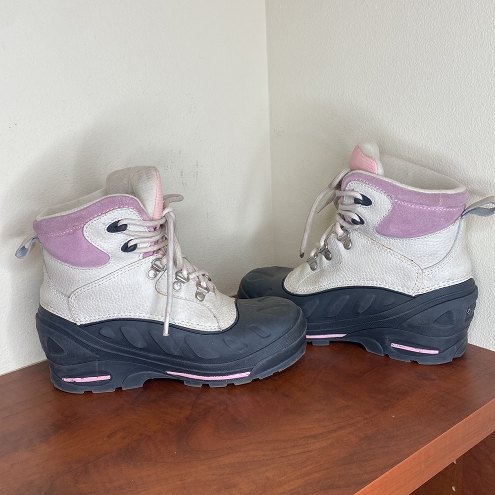 Columbia Youth Big Girl’s Snow Boots, Size 4, Black, Pink, White - Picture 7 of 10